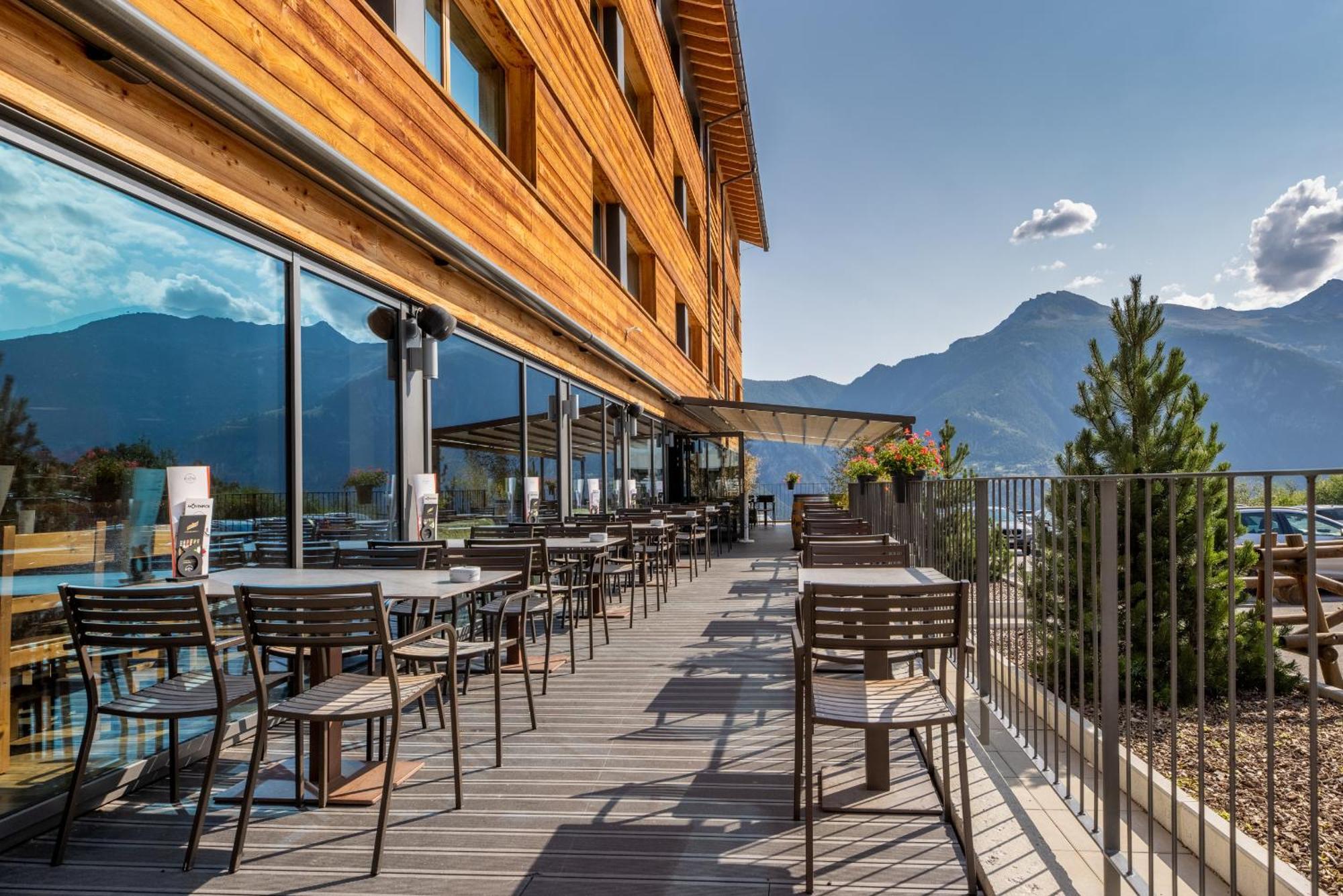 Swisspeak Resorts Vercorin Exterior photo